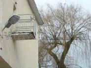 a2_27.jpg (86203 bytes)